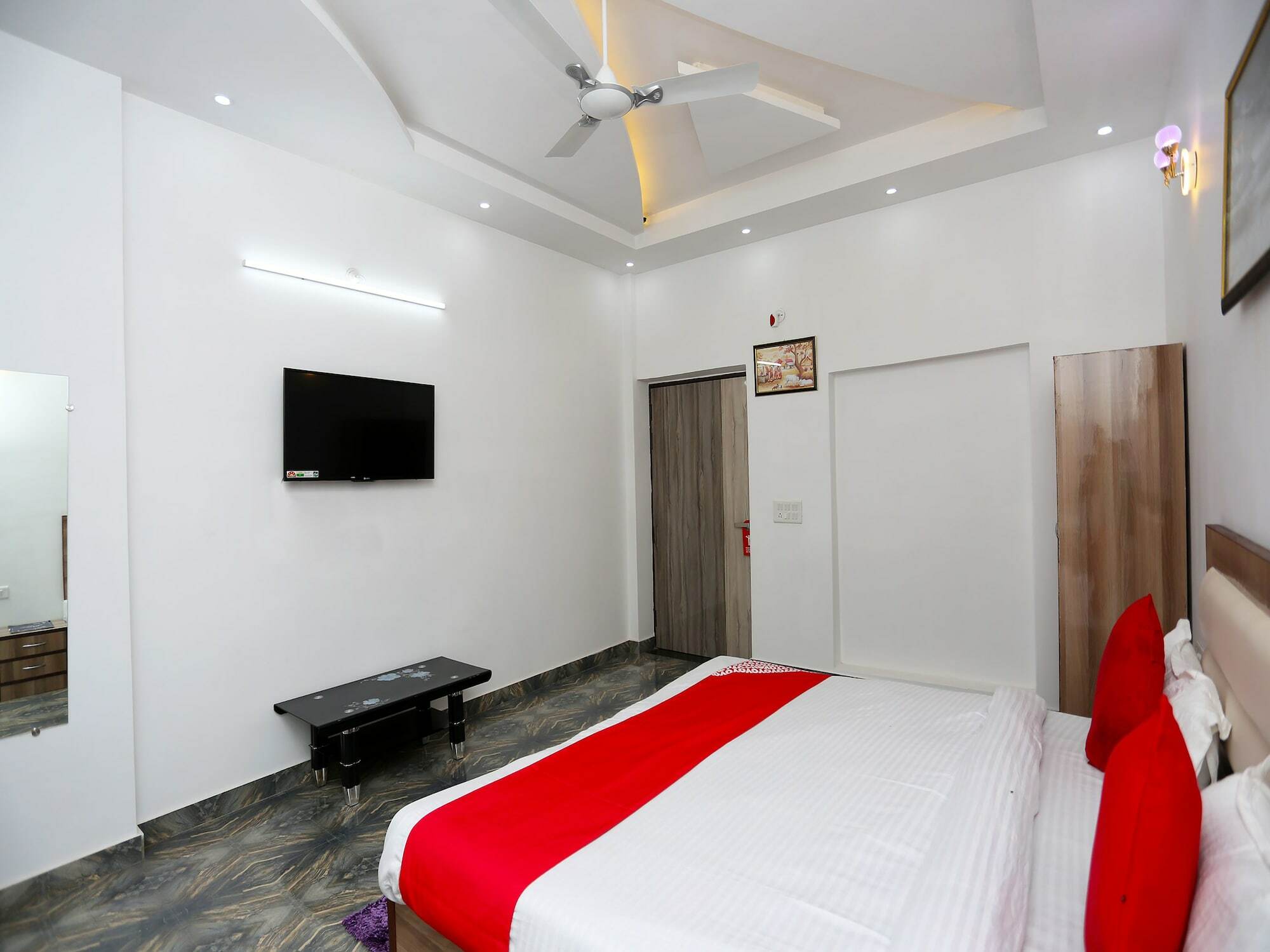 Hotel Rest Palace 阿格拉 外观 照片