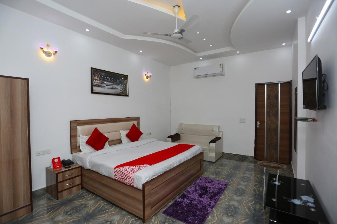 Hotel Rest Palace 阿格拉 外观 照片